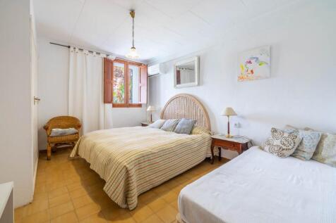 Bedroom (1)