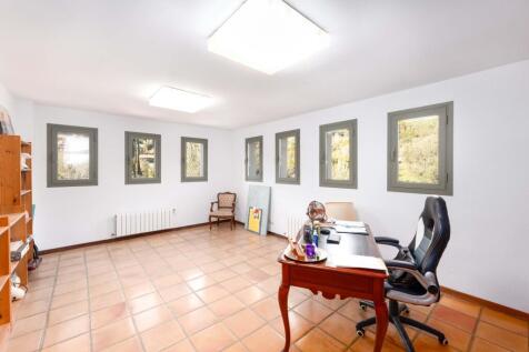 Interior New (2)