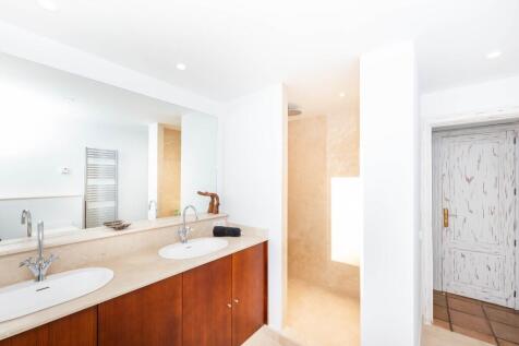 Bathroom New (3)