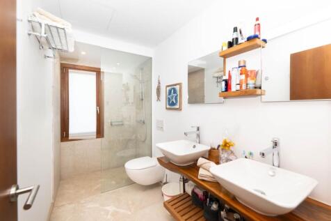 bathroom (2)