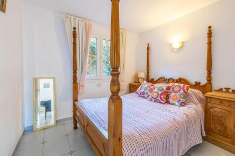 Bedroom (1)