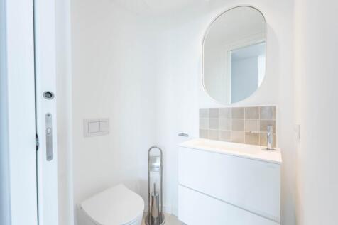 Bathroom (2)