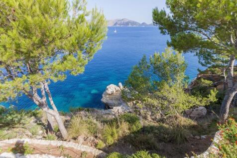 Views to the sea