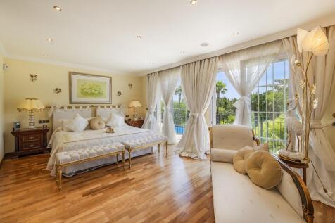 Bedroom (1)