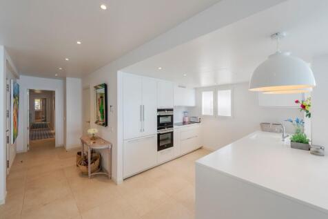 Kitchen (1)