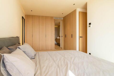 Bedroom (2)
