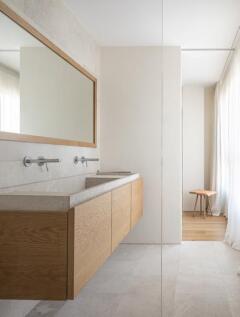 Bathroom (4)