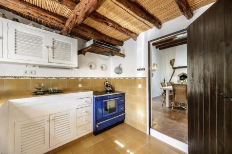 Kitchen (2)
