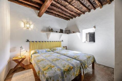 Bedroom (3)