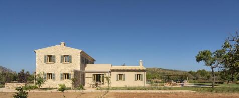 Exterior (3)