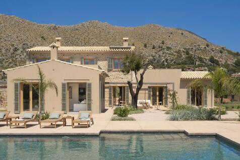 Exterior and Pool