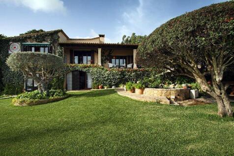 Garden and house
