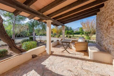 Covered Terrace.