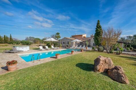 Pool and Exterior (1