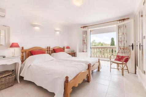 Bedroom (4)