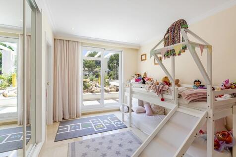 Bedroom (5)