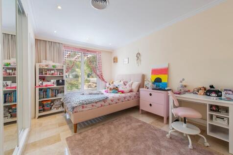 Bedroom (1)
