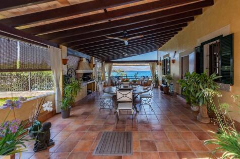 Covered Terrace (1)
