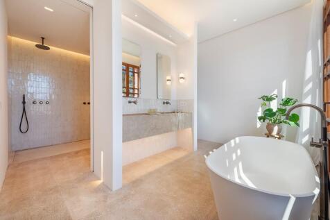 Bathroom (1)