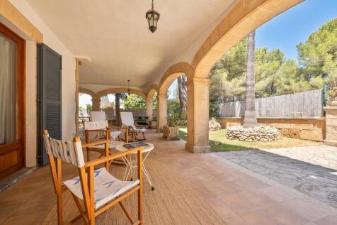 Covered Terrace (5)