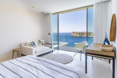 bedroom 2a