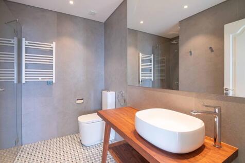 Bathroom (3)