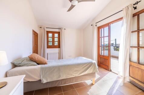 Bedroom (3)