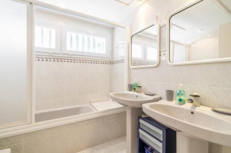 Bathroom (2)