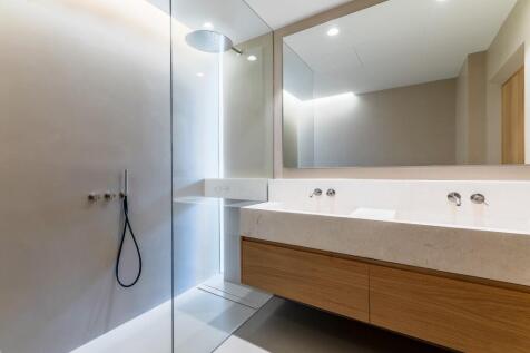 Bathroom (3)