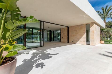 Covered Terrace
