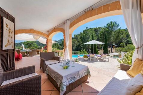 Covered Terrace (1)