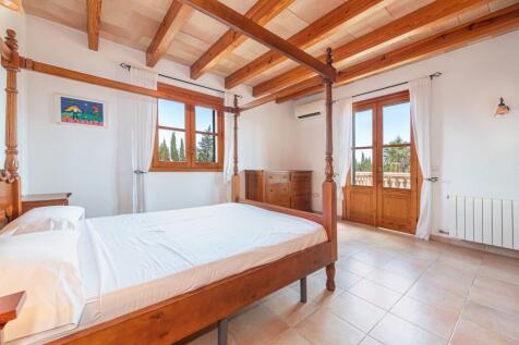 Bedroom (2)
