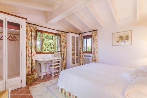 Bedroom (1)