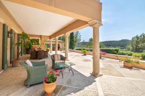 Covered Terrace (1)