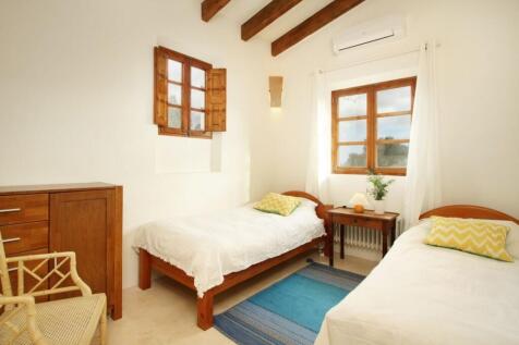Bedroom (5)