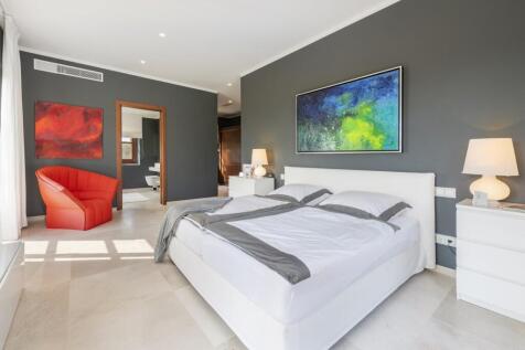 Bedroom (6)