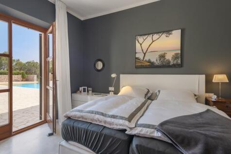Bedroom (3)