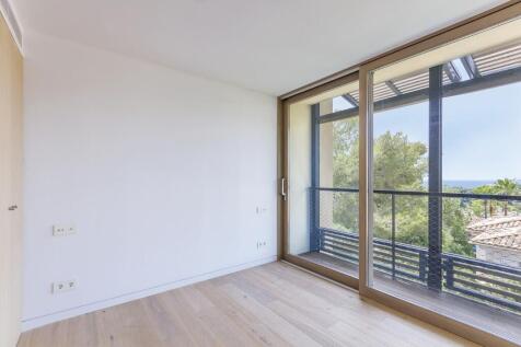 Bedroom (2)