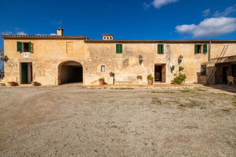 Exterior (2)