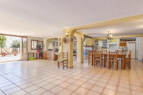 kitchen living room