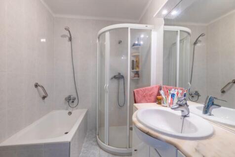 Bathroom (1)