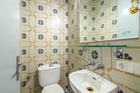 Bathroom (2)