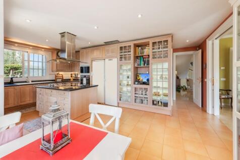 Kitchen (2)