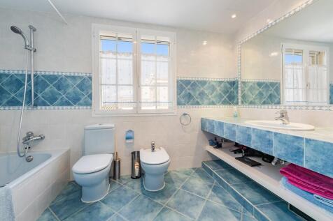 Bathroom (2)