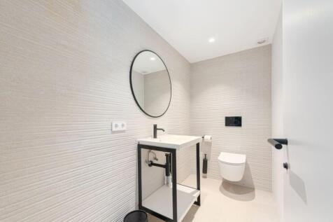 Bathroom (1)