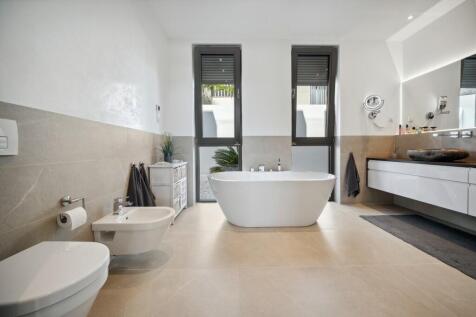 Bathroom (1)