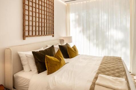 Bedroom (4)