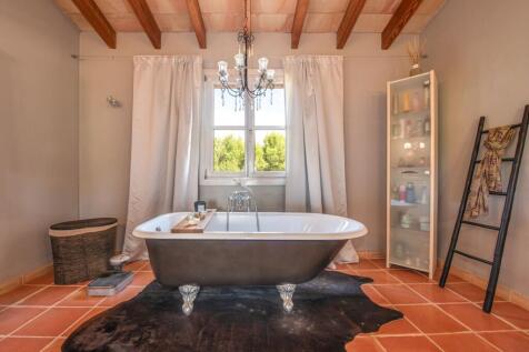 Bathroom (8)