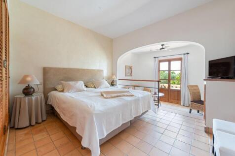 Bedroom (4)