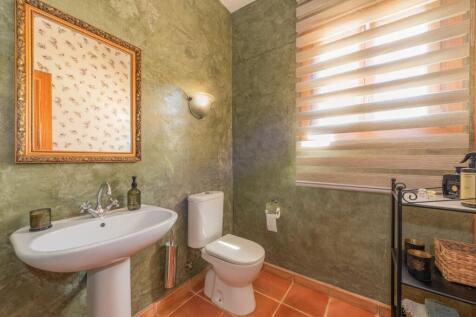 Bathroom (7)